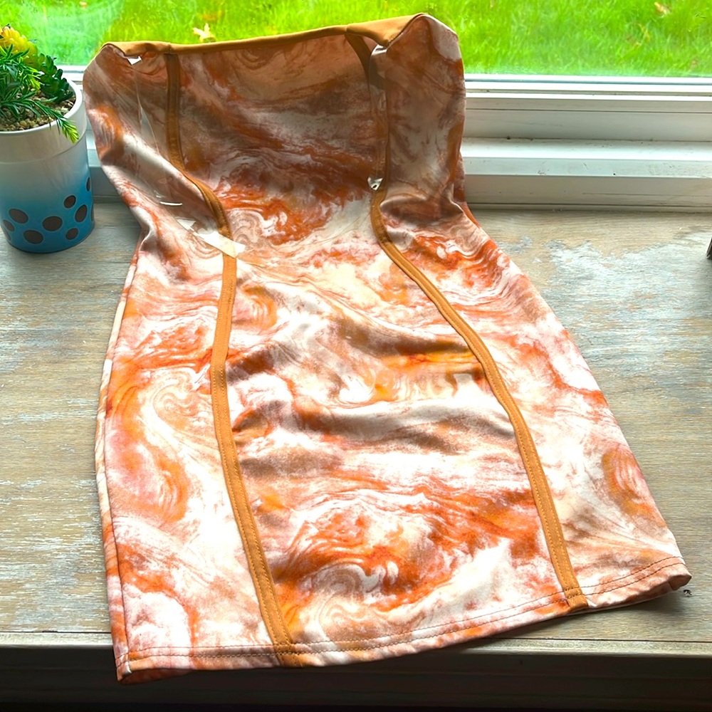 ❌SOLD❌Pretty little thing| mini dress